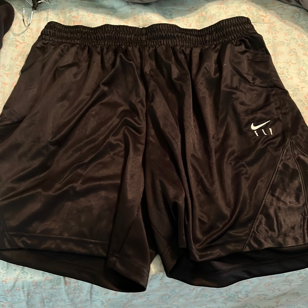 NIKE FLY BBALL SHORTS
